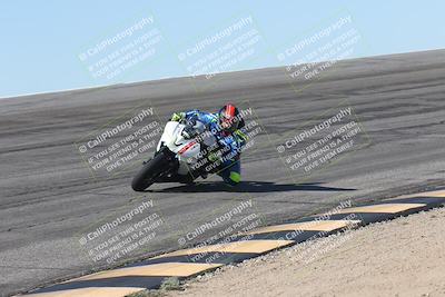 media/Oct-13-2025-Moto Forza (Mon) [[a66d839500]]/2-A Group/Session 2 (Bowl)/